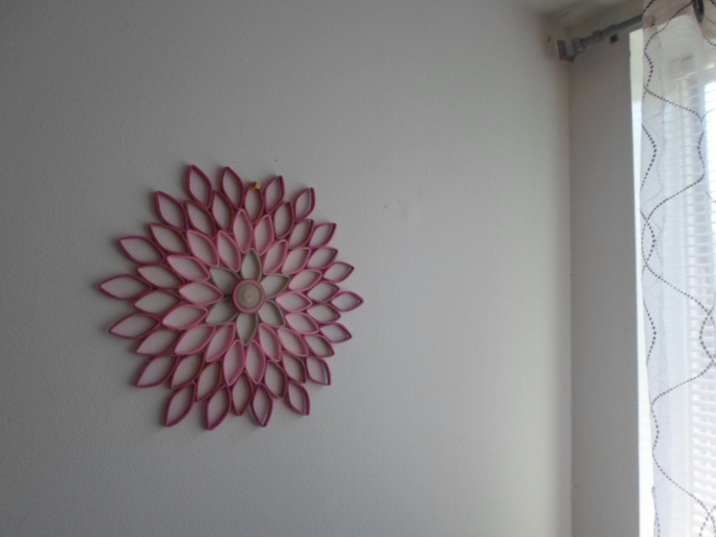 Pink Dahlia Paper Quilling Wall Art: Modern Floral Decor