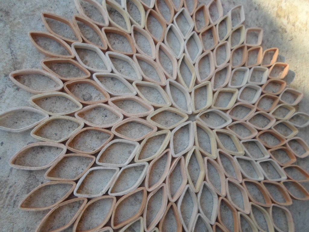 Handmade Dahlia Paper Wall Art: Modern Geometric Floral Decor