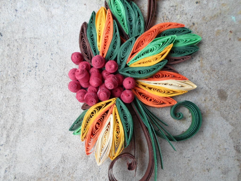 Cranberry Paper Quilled Wall Hanging: Autumn Nature Art