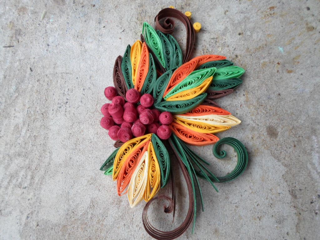 Cranberry Paper Quilled Wall Hanging: Autumn Nature Art