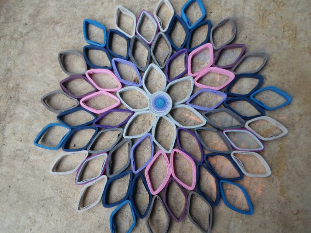 Handmade Dahlia Paper Wall Art: Modern Geometric Floral Decor