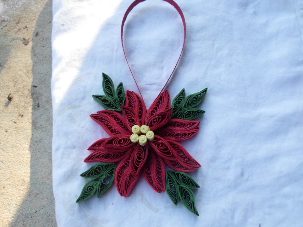 Christmas tree ornament Red Green Holidays decoration Paper flower Quilling Paper art