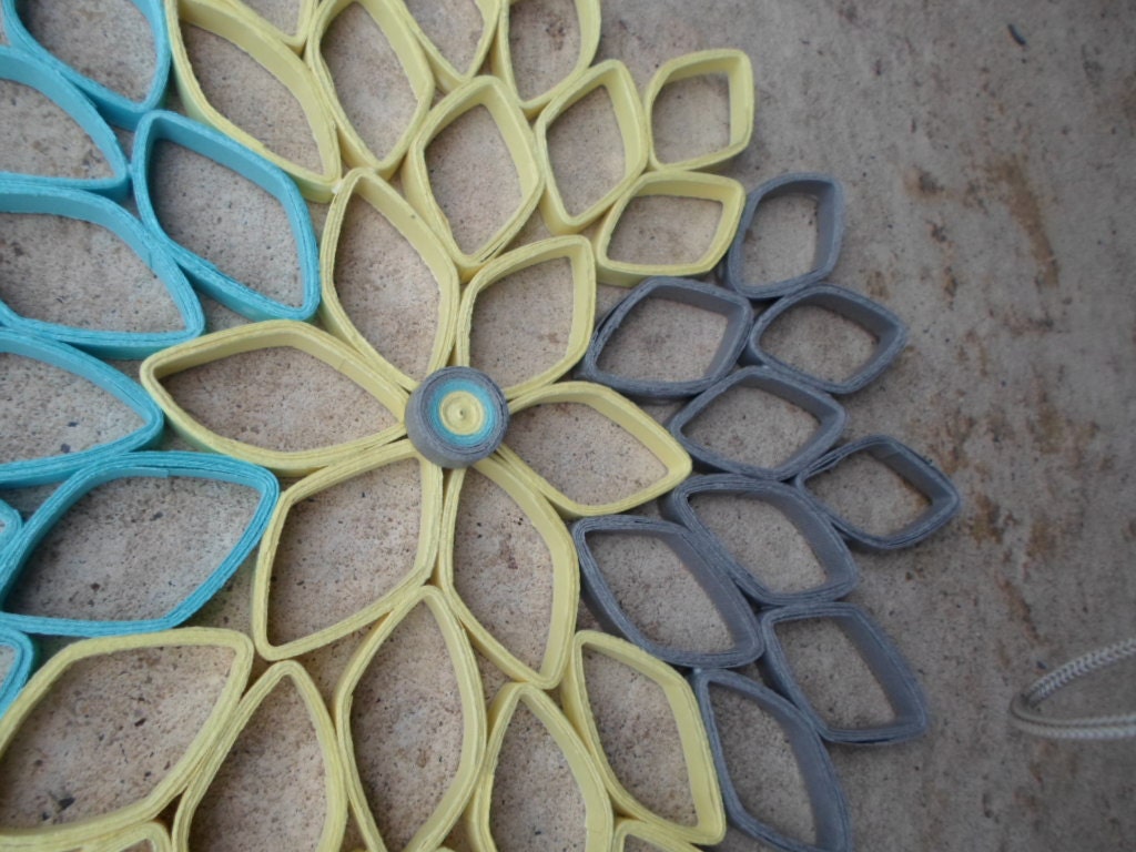 Handmade Paper Dahlia Wall Art: Modern Geometric Floral Decor