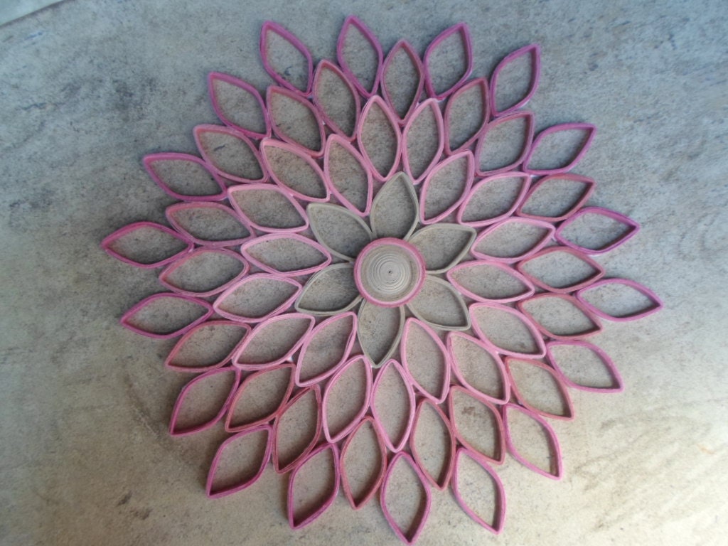 Pink Dahlia Paper Quilling Wall Art: Modern Floral Decor