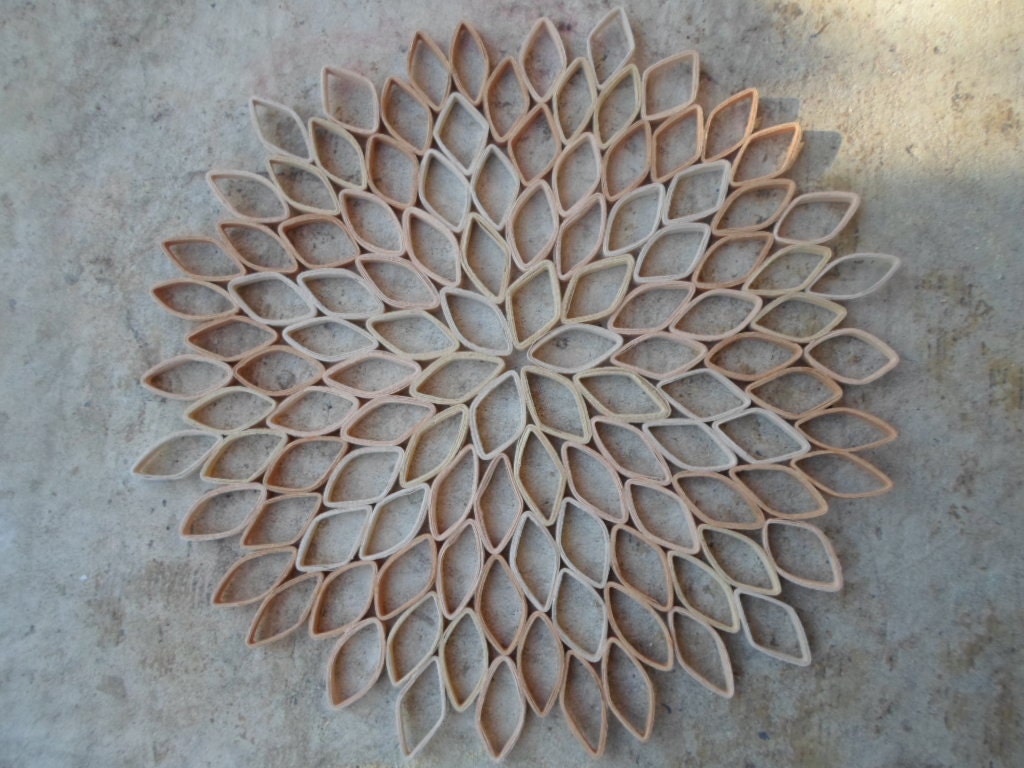 Handmade Dahlia Paper Wall Art: Modern Geometric Floral Decor