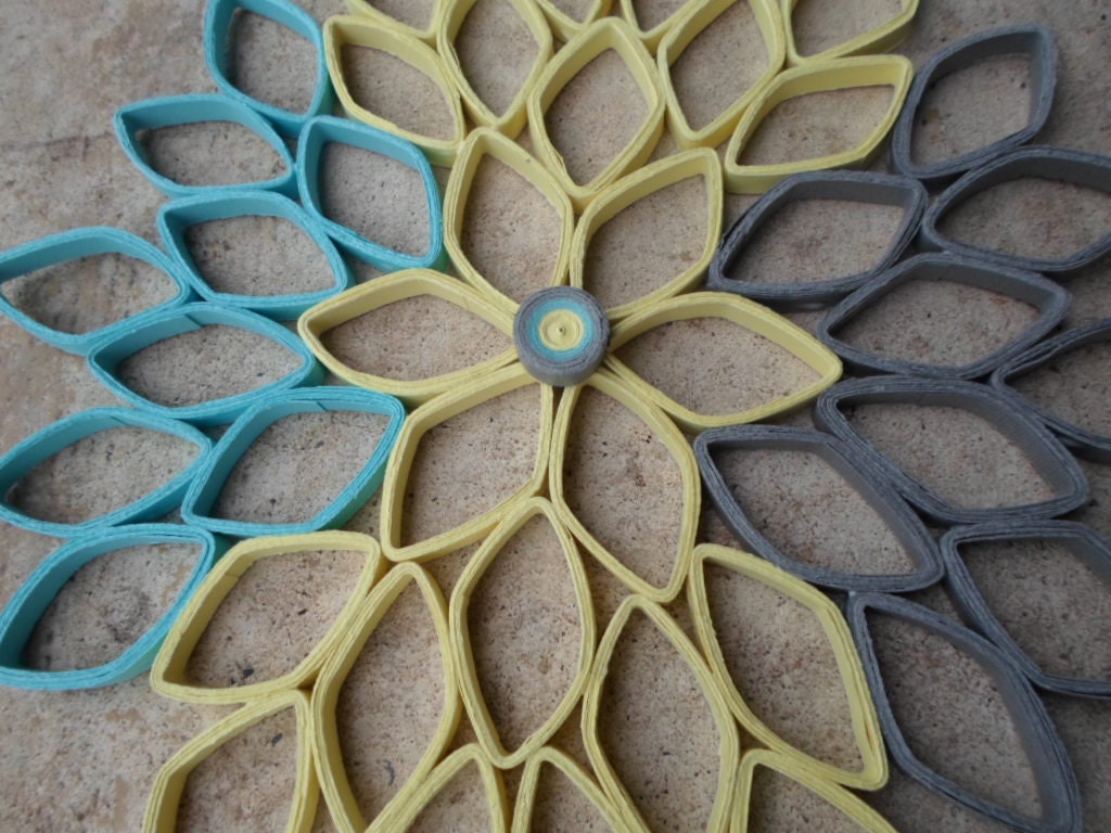 Handmade Paper Dahlia Wall Art: Modern Geometric Floral Decor