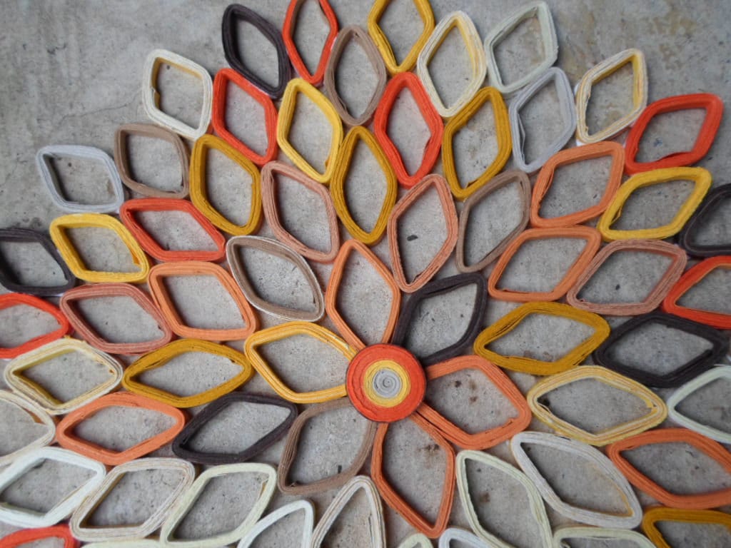 Handmade Paper Dahlia Wall Art: Modern 3D Floral Decor