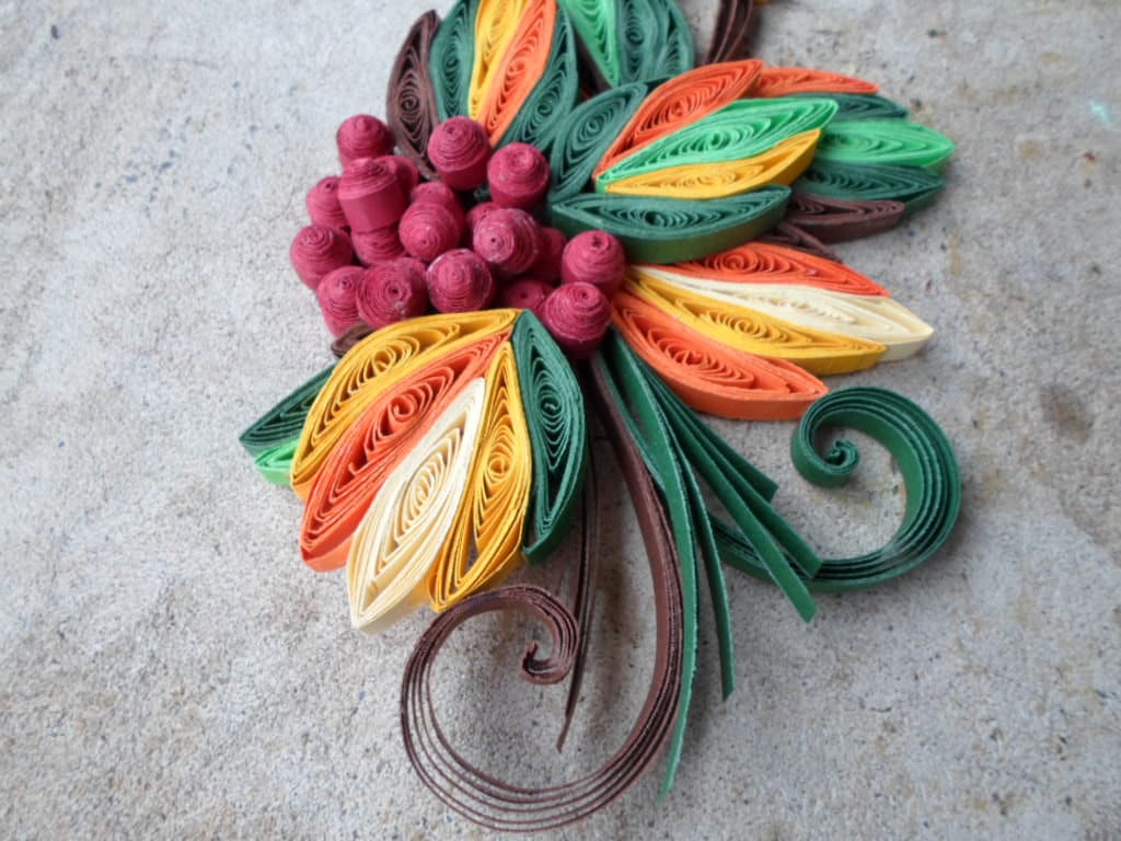 Cranberry Paper Quilled Wall Hanging: Autumn Nature Art