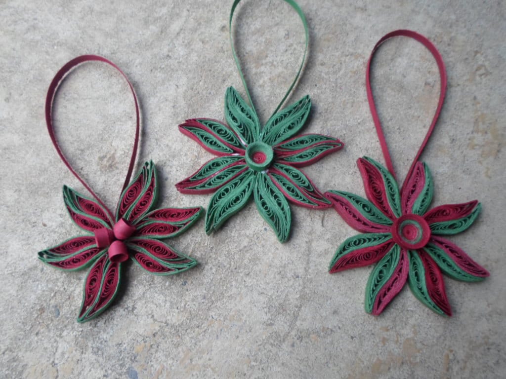Traditional red green Christmas tree ornaments Set of 3 Paper quilling ornaments Holidays decorations